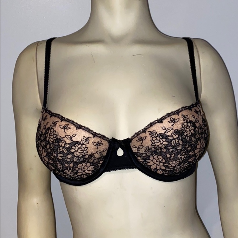 Sexy Detailed Bra